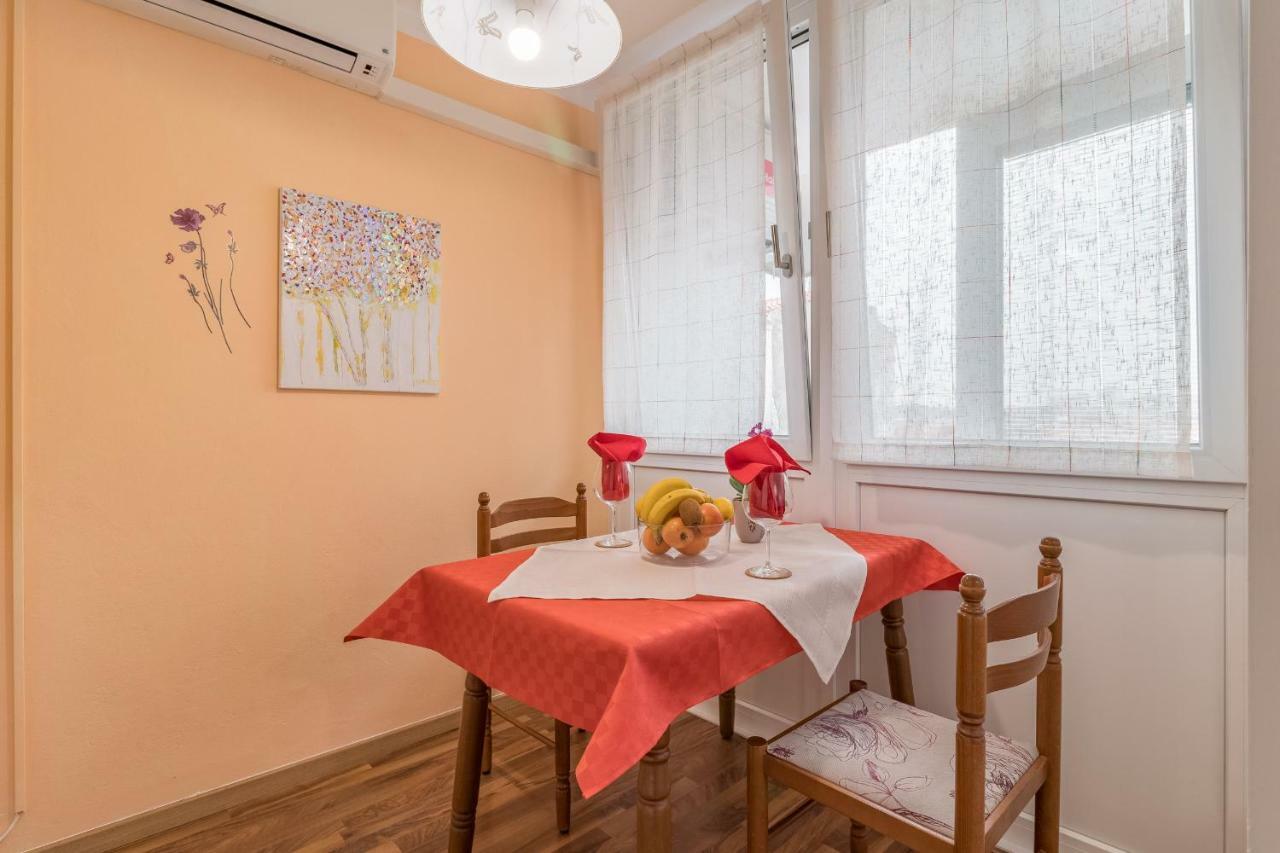 Cosy Apartment Zupanic Pula Bagian luar foto